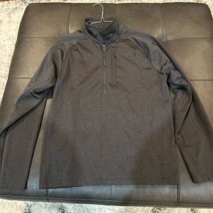 Men’s Northface Pullover